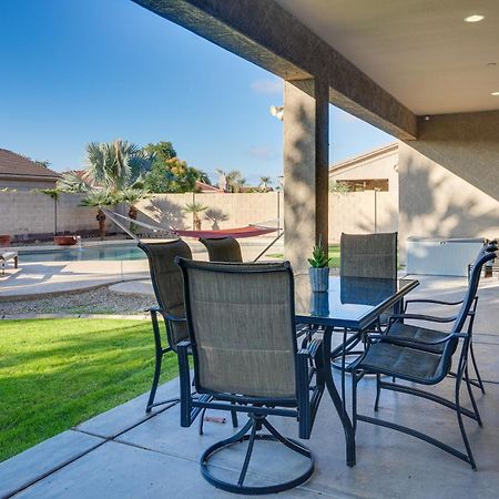 Goodyear Group Getaway With Pool And Putting Green Exterior foto