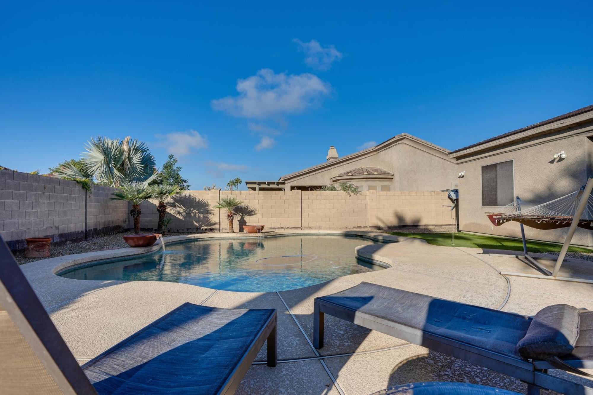 Goodyear Group Getaway With Pool And Putting Green Exterior foto